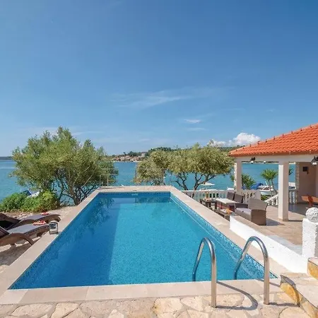 Peace & Quiet By Guide Villa Vela Luka