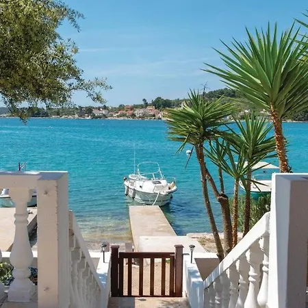 Peace & Quiet By Guide *