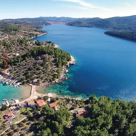 Peace & Quiet By Guide Villa