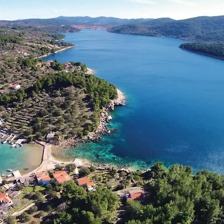 Villa Peace & Quiet By Guide *