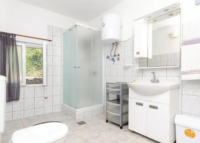 Peace & Quiet By Guide *