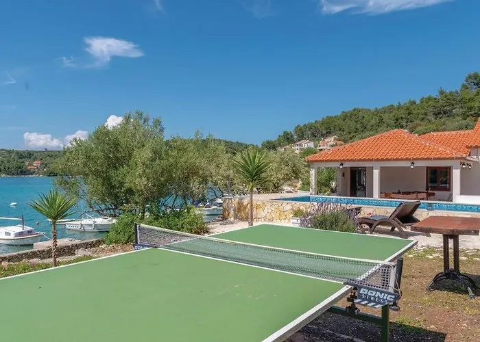 Villa Peace & Quiet By Guide