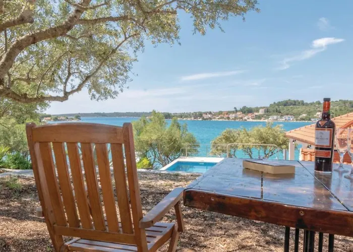 Peace & Quiet By Guide *